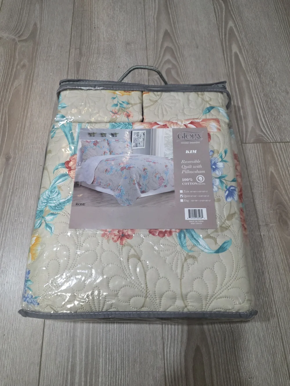 Reversible Floral Quilt Set - Cream with Multicolor Blooms